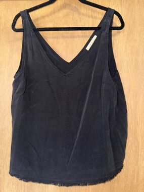 cloth & stone Black V-Neck Sleeveless Tank XL
